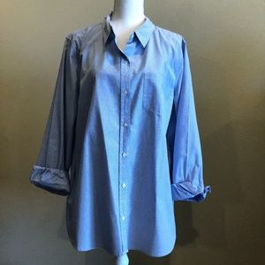 Striped button-down shirt in boyfriend fit, Gap